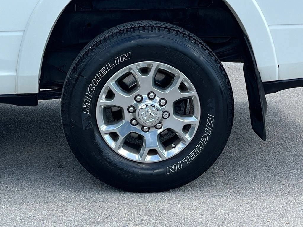 Used 2019 RAM 3500 Laramie RWD image 28