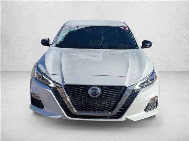 Used 2022 Nissan Altima 2.5 SR image 2