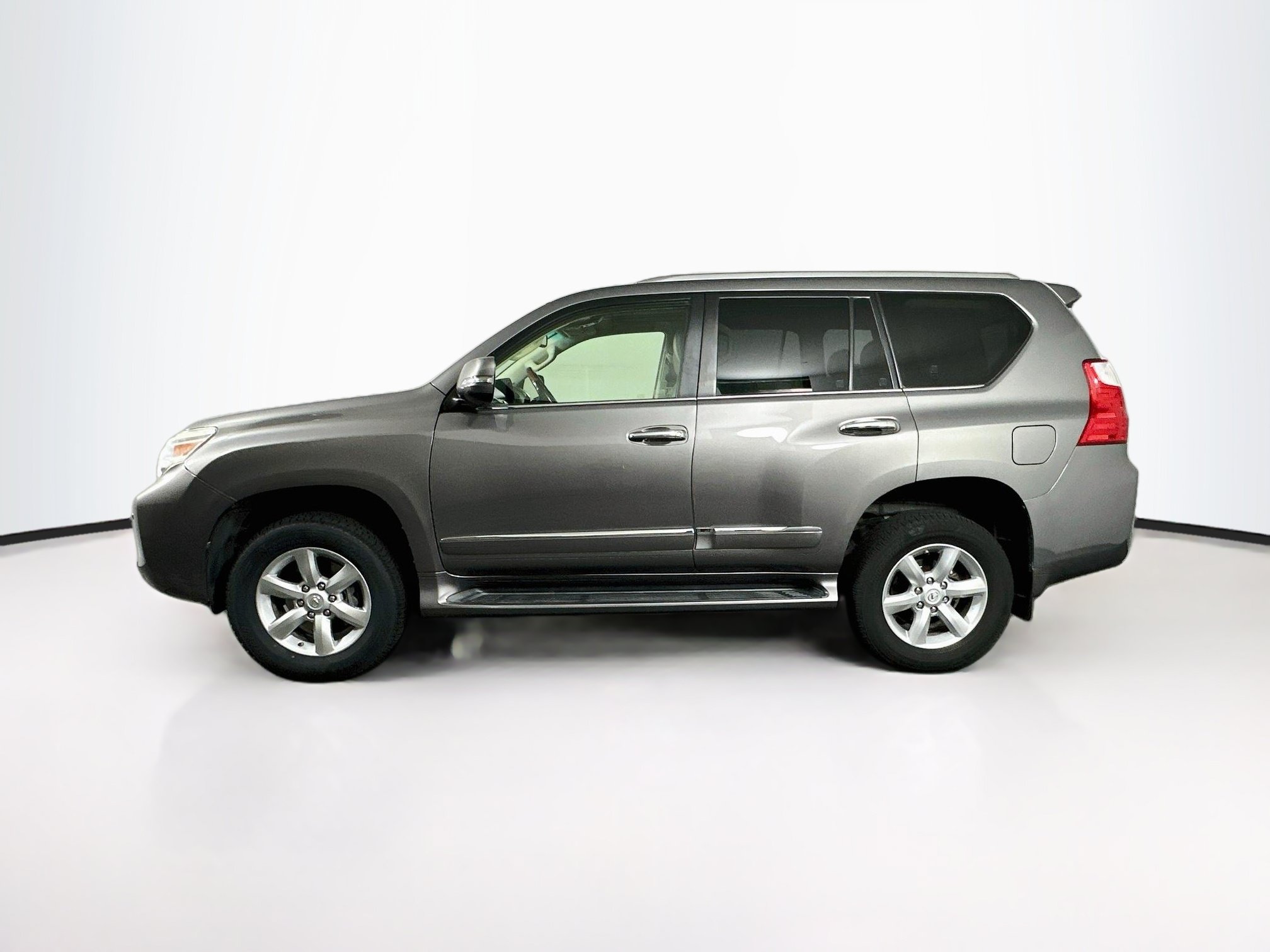 Used 2013 Lexus GX 460 w/ Comfort Plus Pkg AWD/4WD image 4