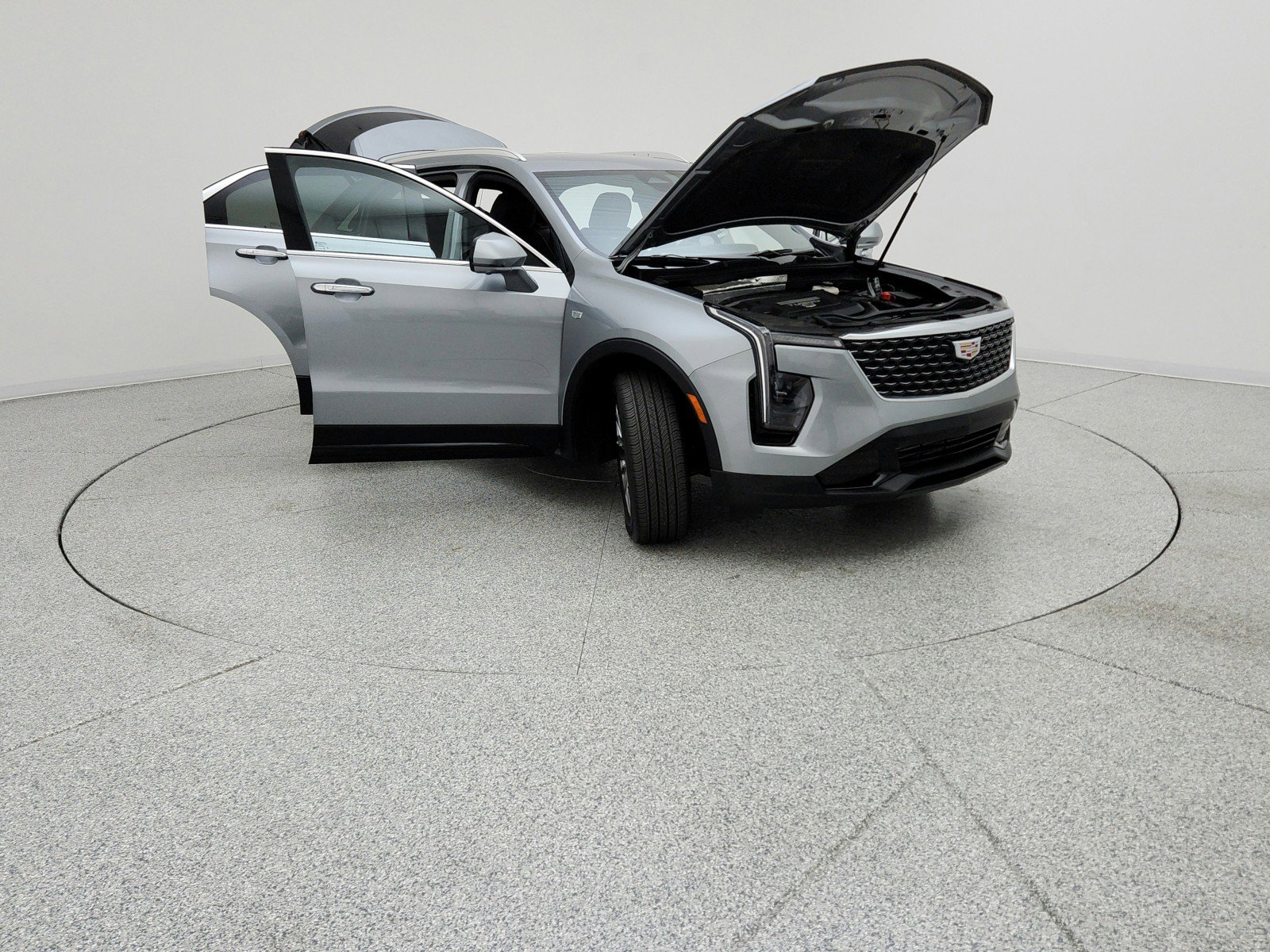 Used 2025 Cadillac XT4 Premium Luxury FWD image 10