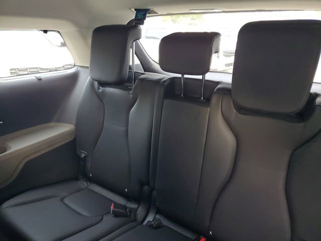 New 2026 Kia Carnival EX FWD image 27