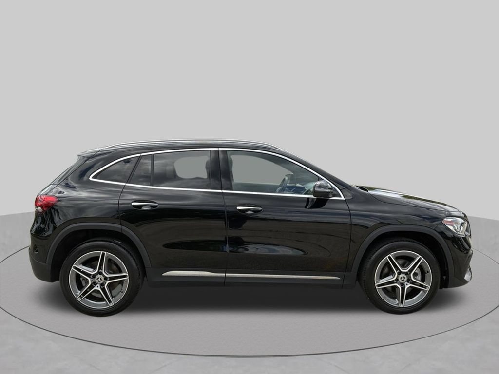 Used 2023 Mercedes-Benz GLA 250 4MATIC image 7