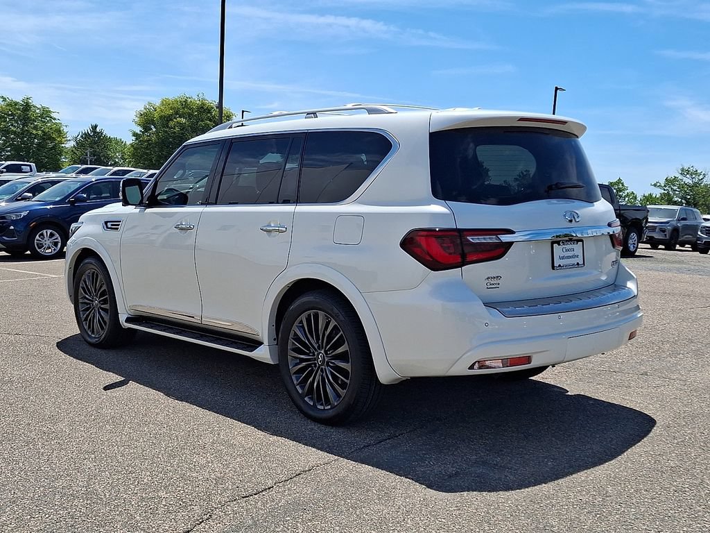 Used 2024 INFINITI QX80 Sensory w/ Cargo Package AWD/4WD image 7