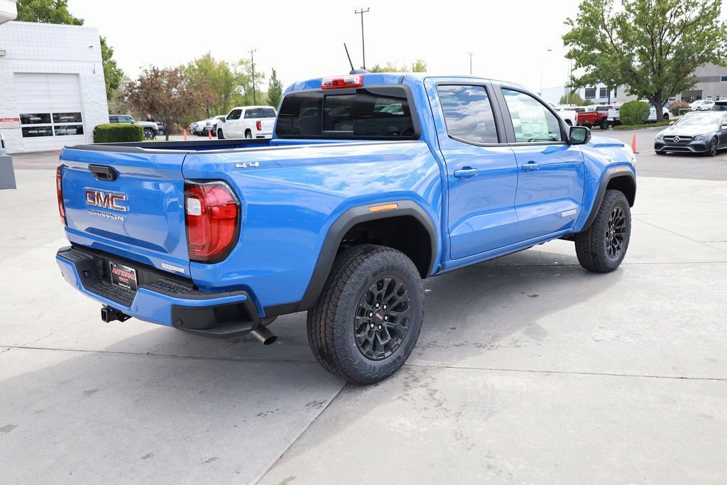 New 2026 GMC Canyon Elevation w/ Convenience Package image 6