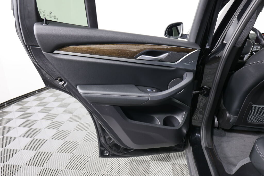 Used 2022 BMW X3 xDrive30i w/ Convenience Package image 16