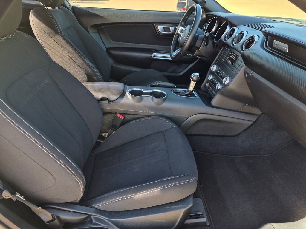 Used 2023 Ford Mustang Coupe RWD image 30