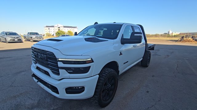Used 2025 RAM 2500 Laramie AWD/4WD image 10