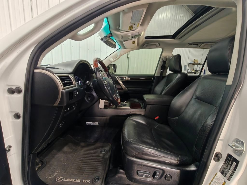 Used 2015 Lexus GX 460 Luxury image 30