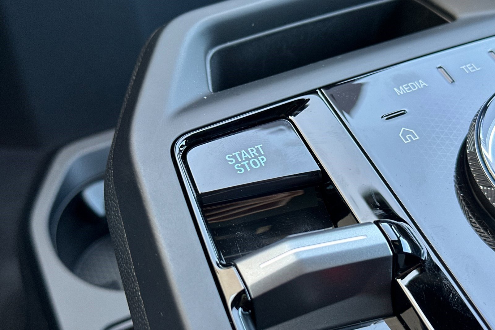 New 2026 BMW iX xDrive45 w/ M Sport Package image 16