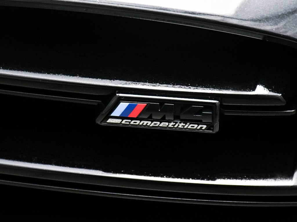Used 2022 BMW M4 xDrive Competition w/ M Carbon Exterior Package AWD/4WD image 99