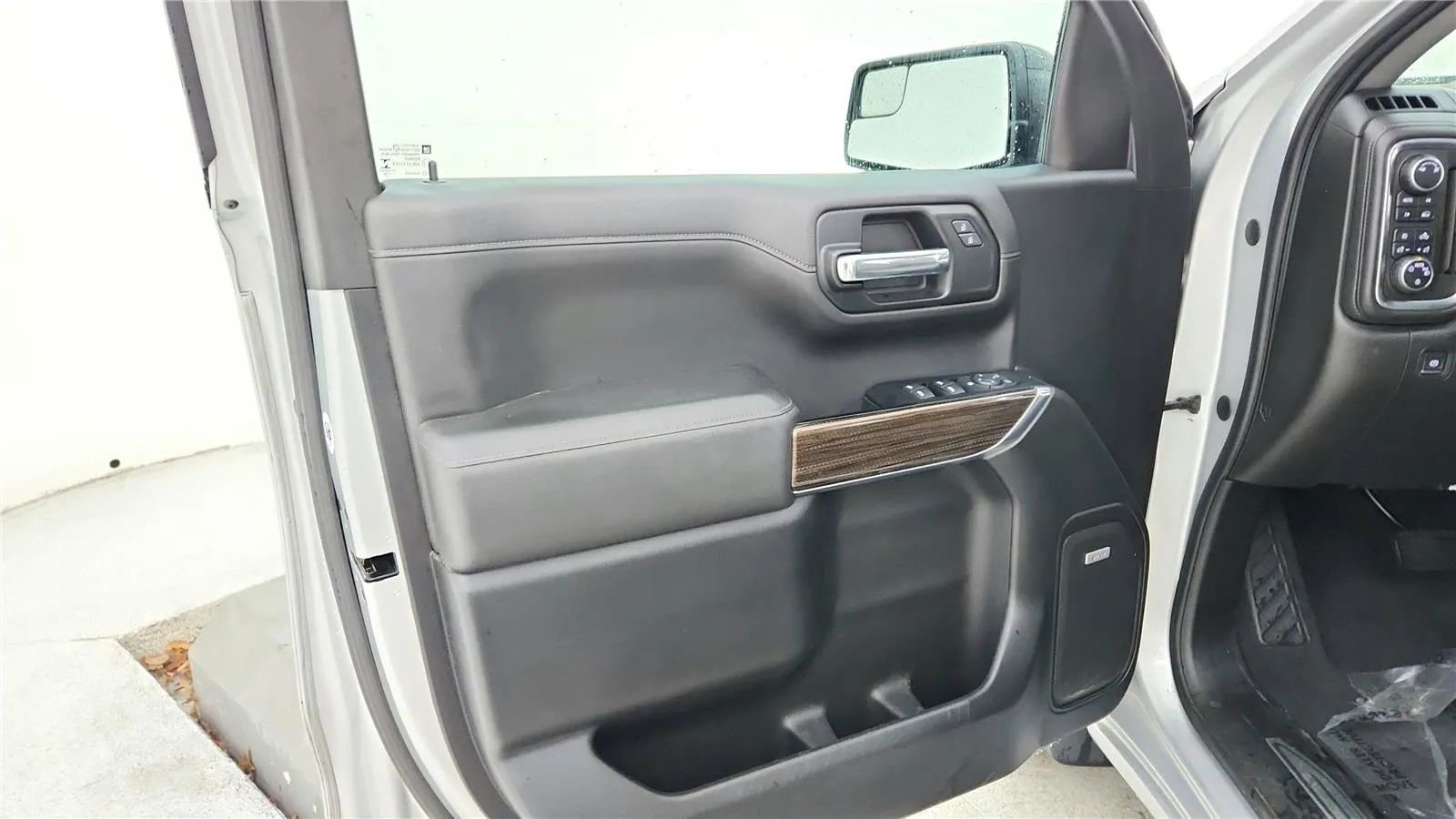 Used 2019 Chevrolet Silverado 1500 RST w/ All-Star Edition image 39