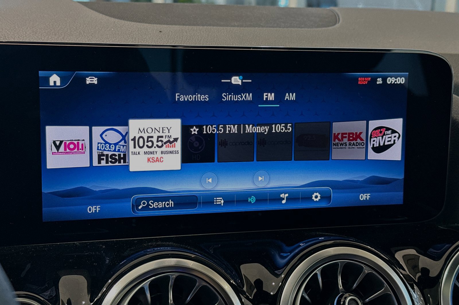 New 2025 Mercedes-Benz GLA 35 AMG 4MATIC image 18