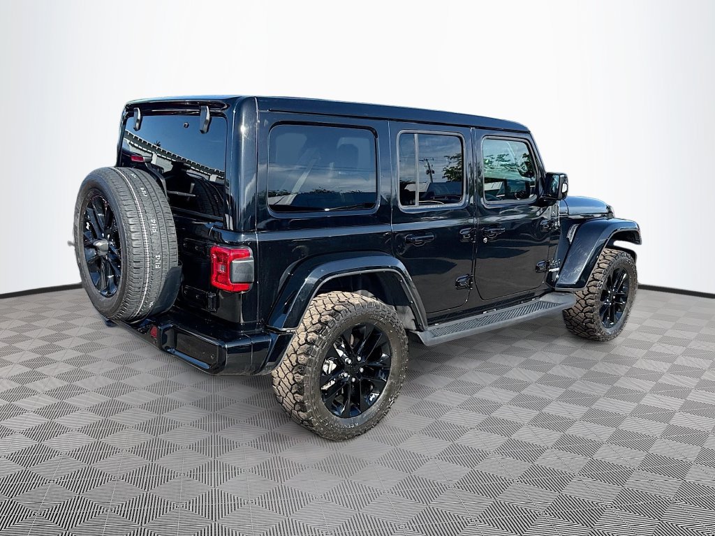 Used 2022 Jeep Wrangler Unlimited Sahara AWD/4WD image 6
