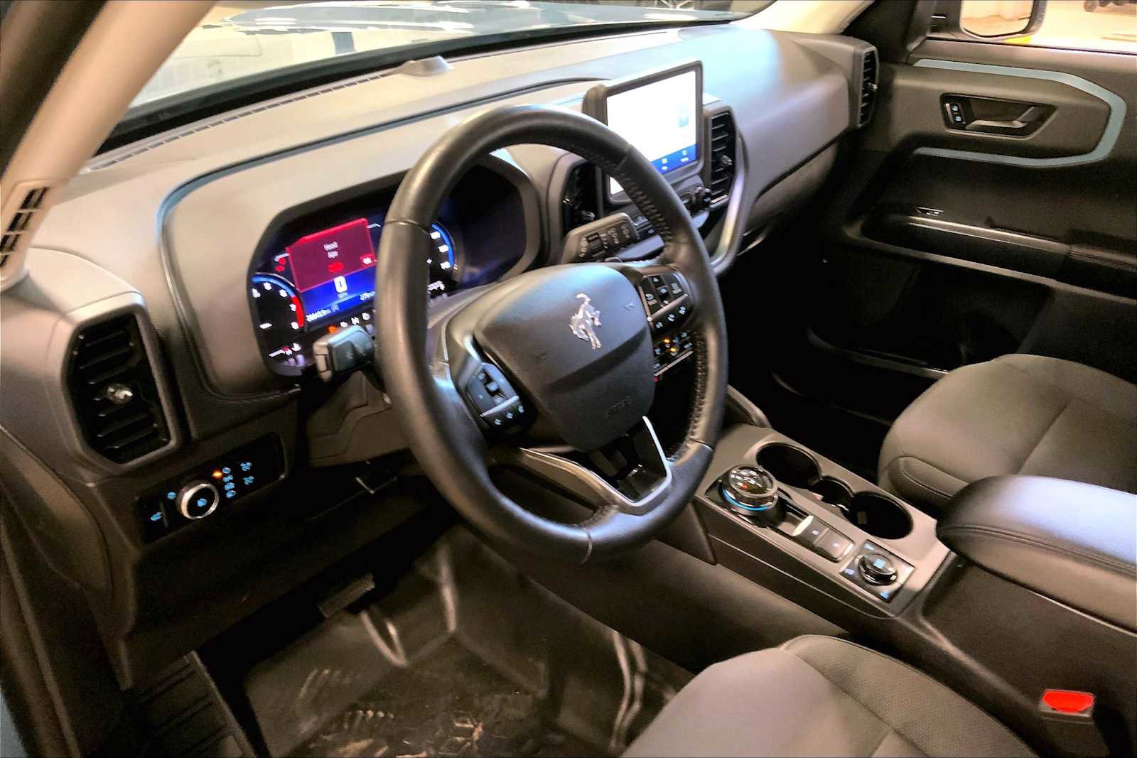 Used 2023 Ford Bronco Sport Badlands image 15