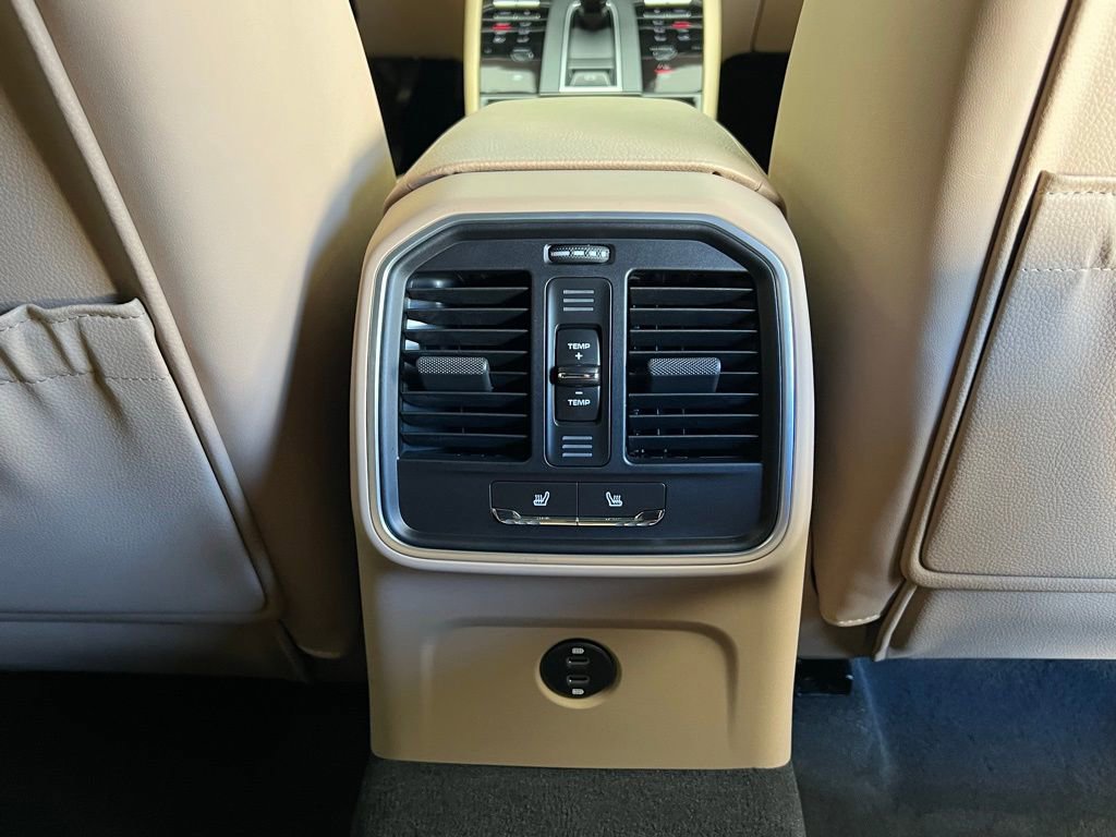 New 2026 Porsche Macan image 25