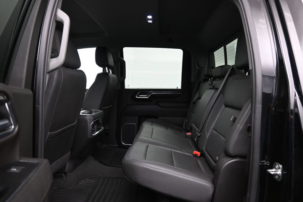 Used 2024 Chevrolet Silverado 2500 LTZ w/ LTZ Convenience Package AWD/4WD image 24