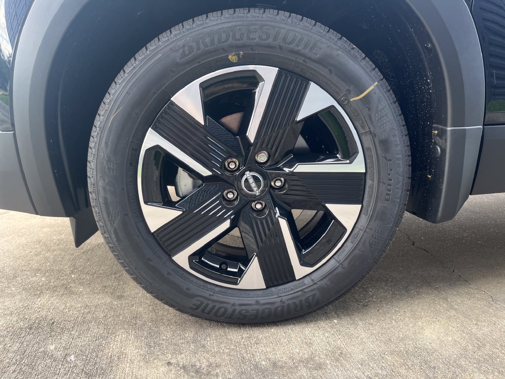 New 2027 Nissan Kicks SV AWD/4WD image 22