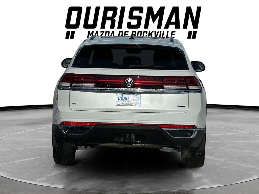 Used 2025 Volkswagen Atlas Cross Sport SEL image 5