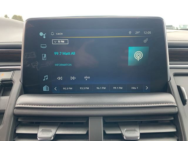 Certified 2024 Chevrolet Suburban High Country image 28