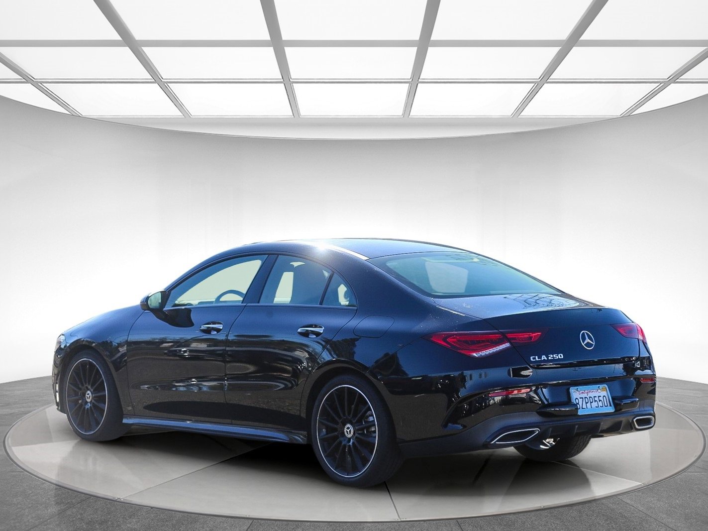 Used 2022 Mercedes-Benz CLA 250 image 2