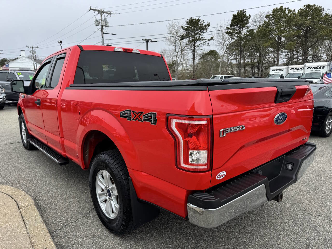 Used 2015 Ford F150 XLT w/ Equipment Group 301A Mid AWD/4WD image 7