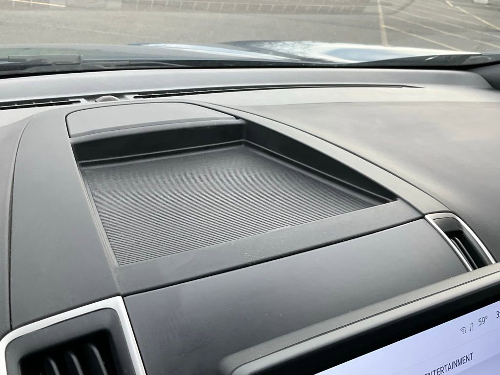 Used 2024 Ford Edge ST-Line image 11