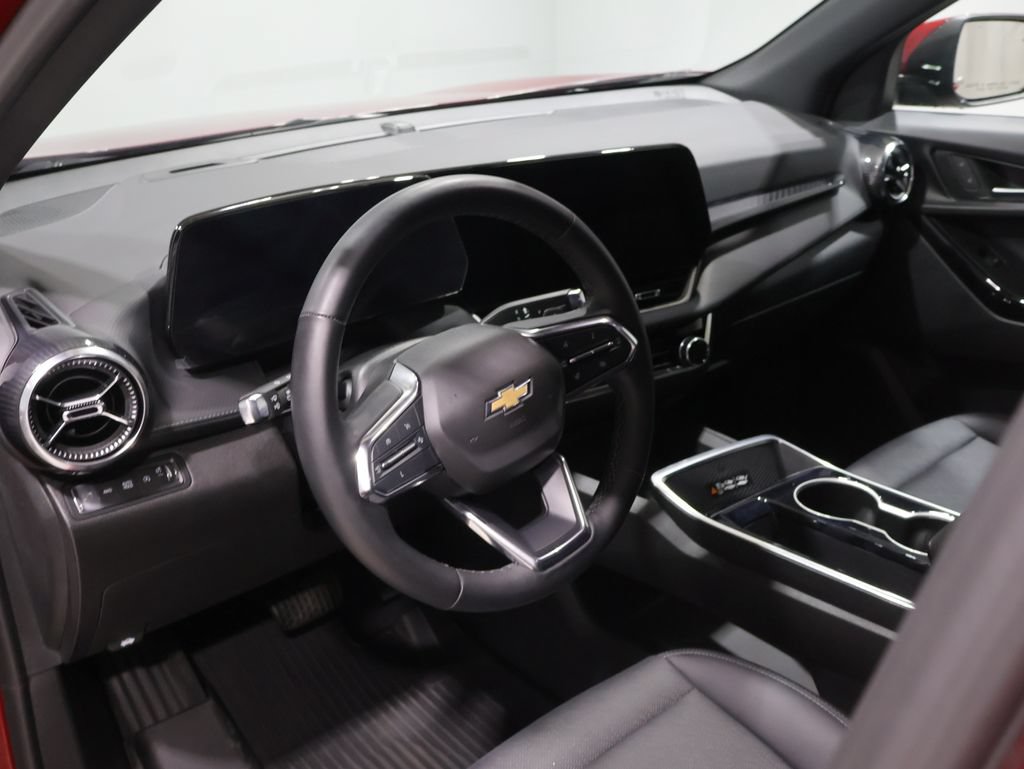 Used 2025 Chevrolet Equinox LT w/ Convenience Package II AWD/4WD image 17