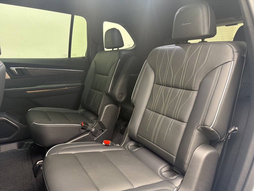 New 2026 Buick Enclave Avenir w/ Super Cruise Package FWD image 6