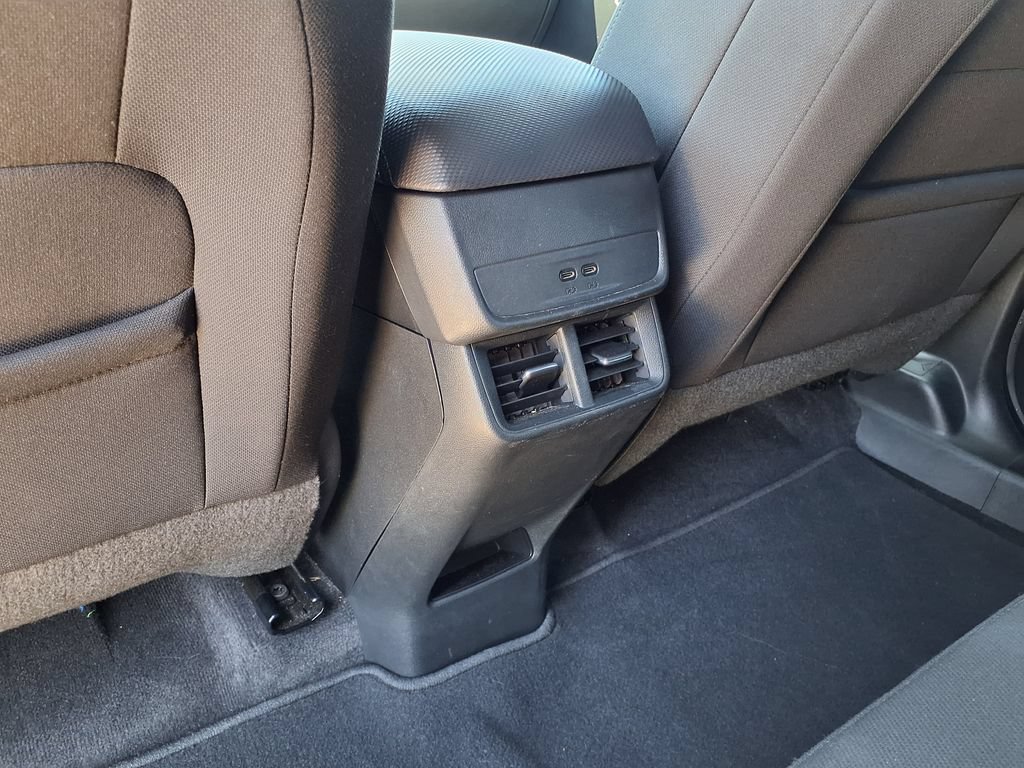 Used 2025 Chevrolet Equinox LT FWD image 24