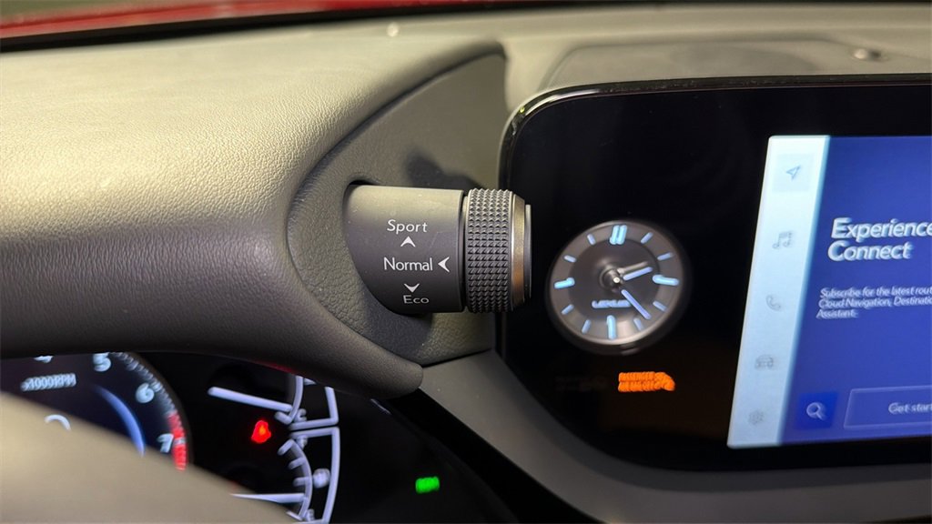 Certified 2024 Lexus ES 350 w/ Premium Package image 31