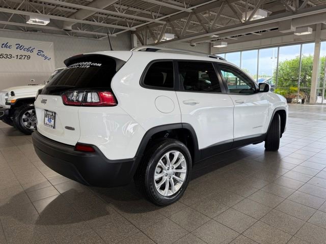 Used 2021 Jeep Cherokee Latitude FWD image 8