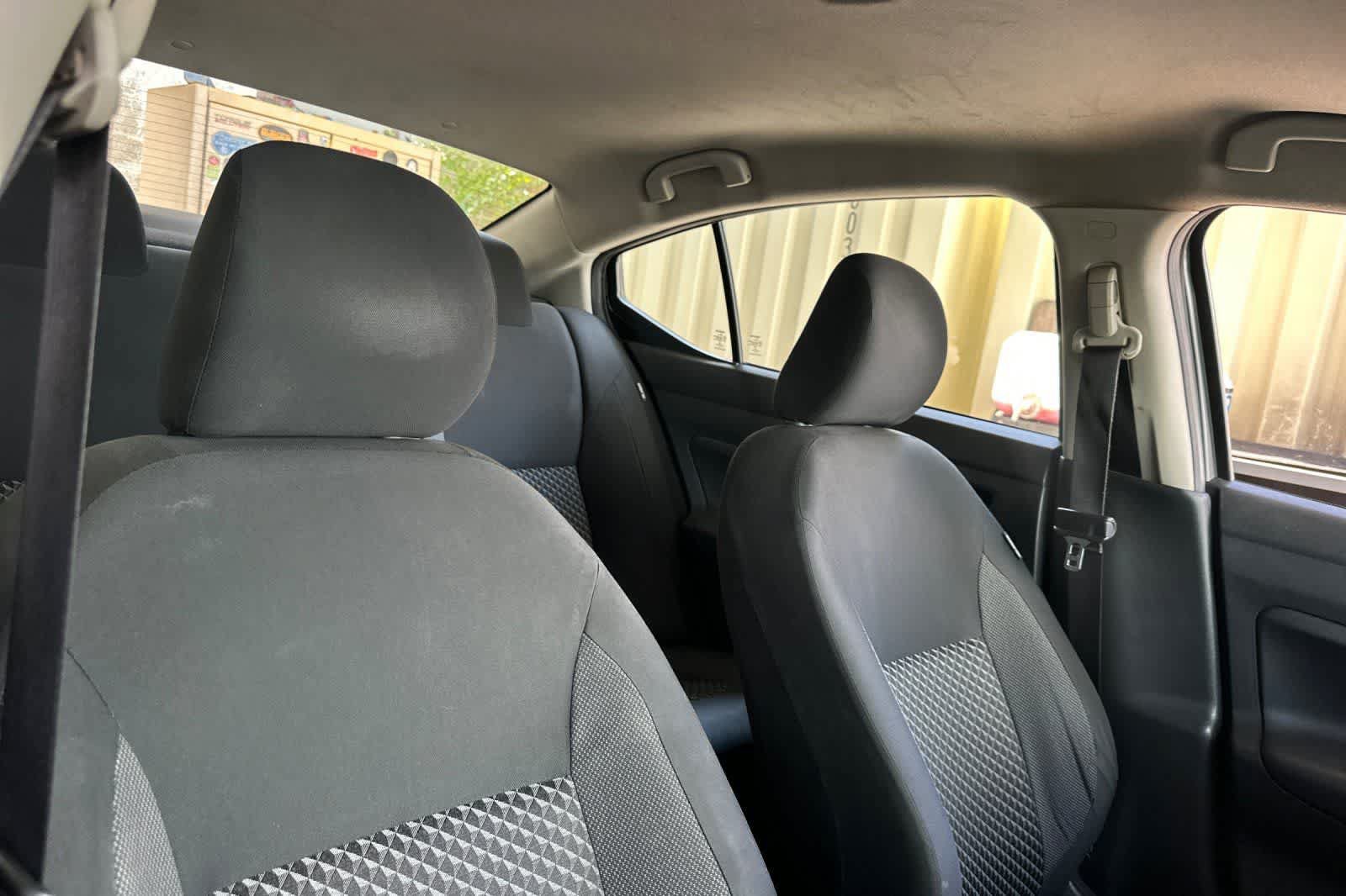 Used 2020 Nissan Versa S FWD image 18