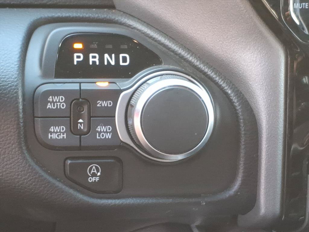 Used 2025 RAM 1500 Big Horn AWD/4WD image 31