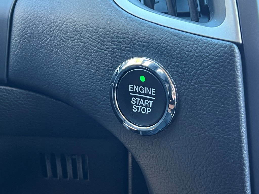 Used 2022 Ford Edge SEL image 28