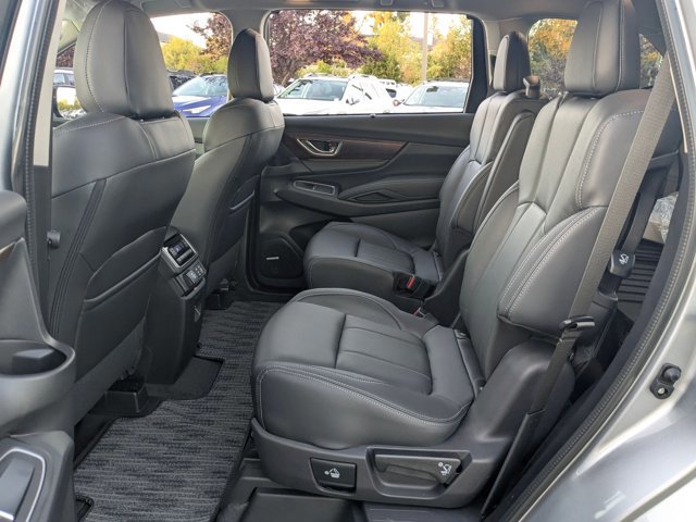 Used 2025 Subaru Ascent Touring AWD/4WD image 16