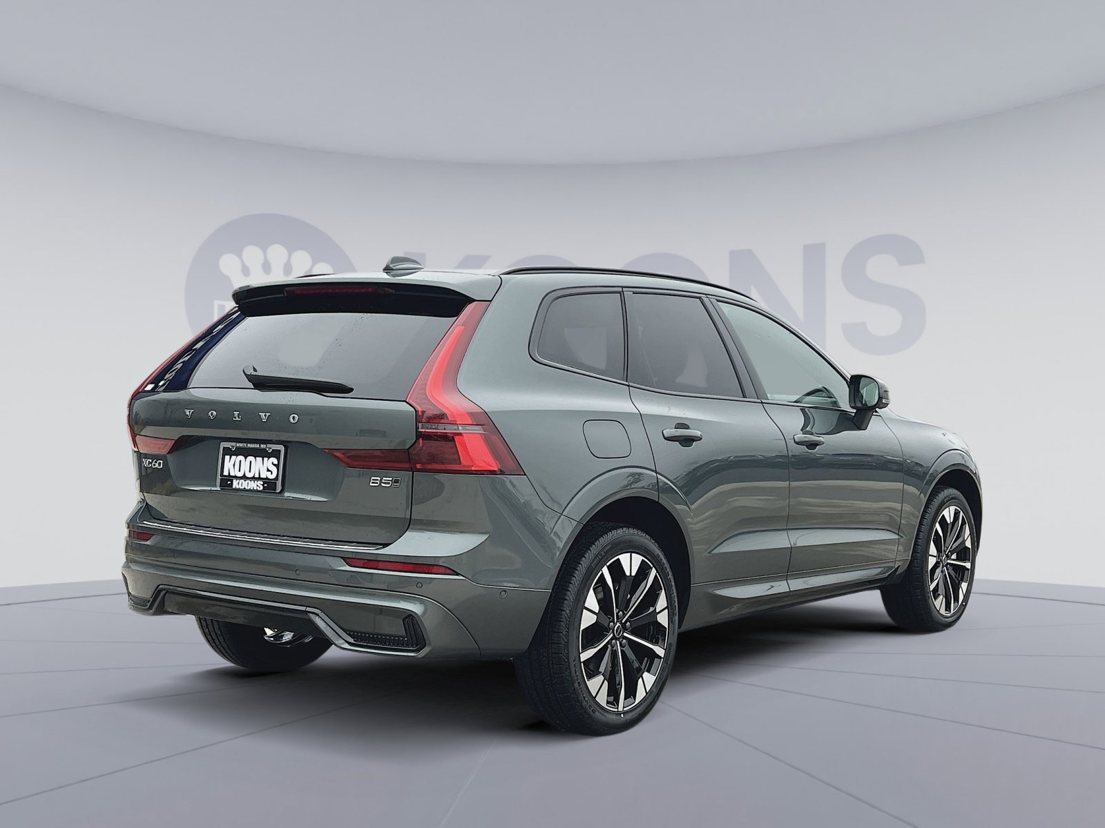 New 2026 Volvo XC60 B5 Plus w/ Protection Package Premier image 7