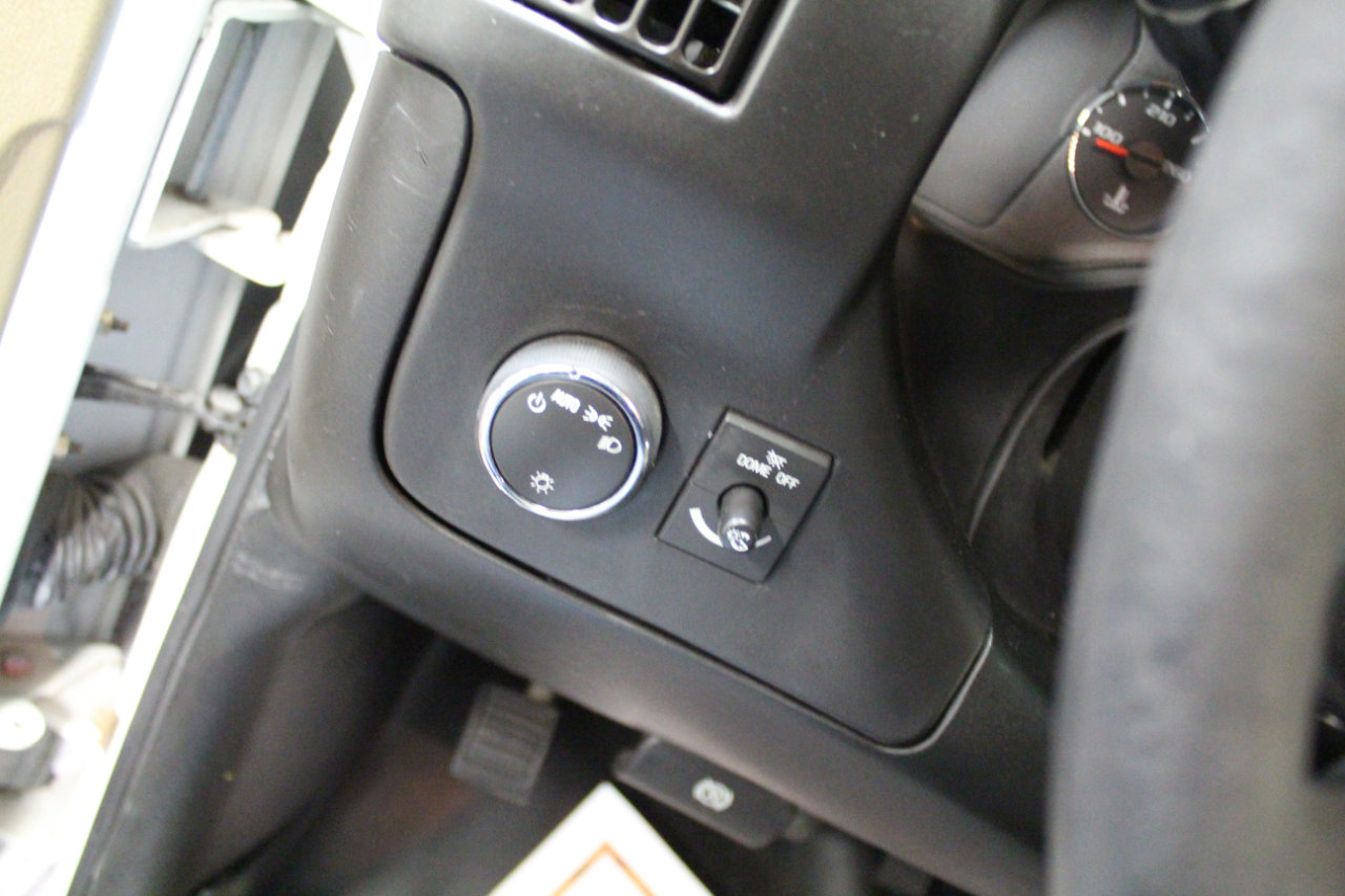 Used 2017 Chevrolet Express 2500 image 11