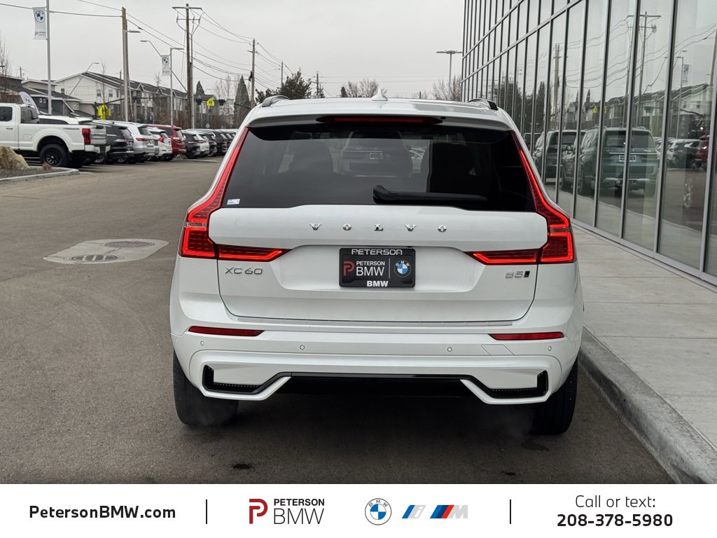Used 2024 Volvo XC60 B5 Ultimate w/ Protection Package Premier image 5