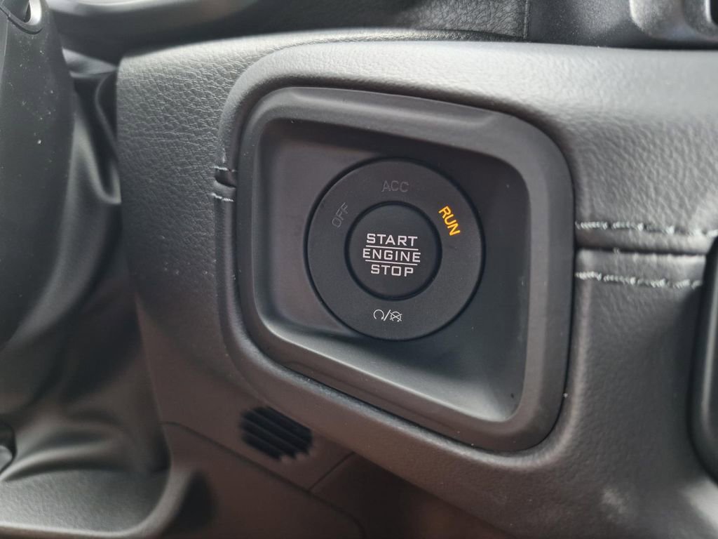 New 2026 Jeep Wrangler Unlimited Sahara AWD/4WD image 22