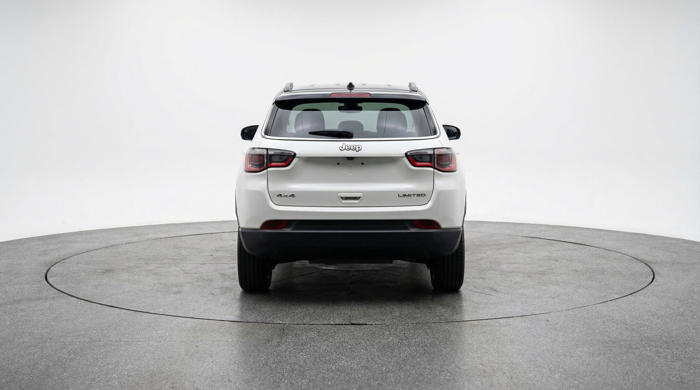 Used 2025 Jeep Compass Limited image 7