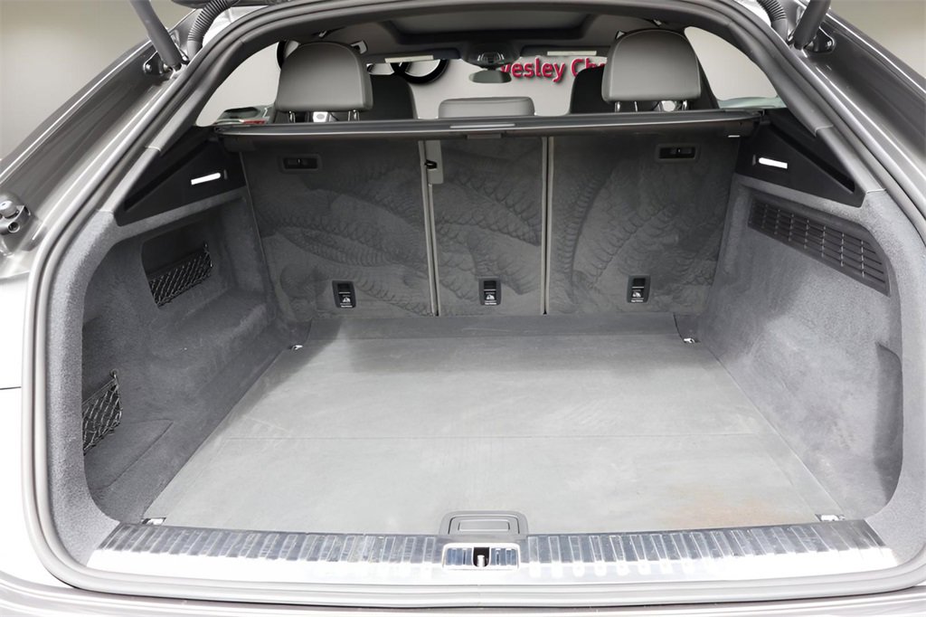 Used 2019 Audi Q8 Premium image 17