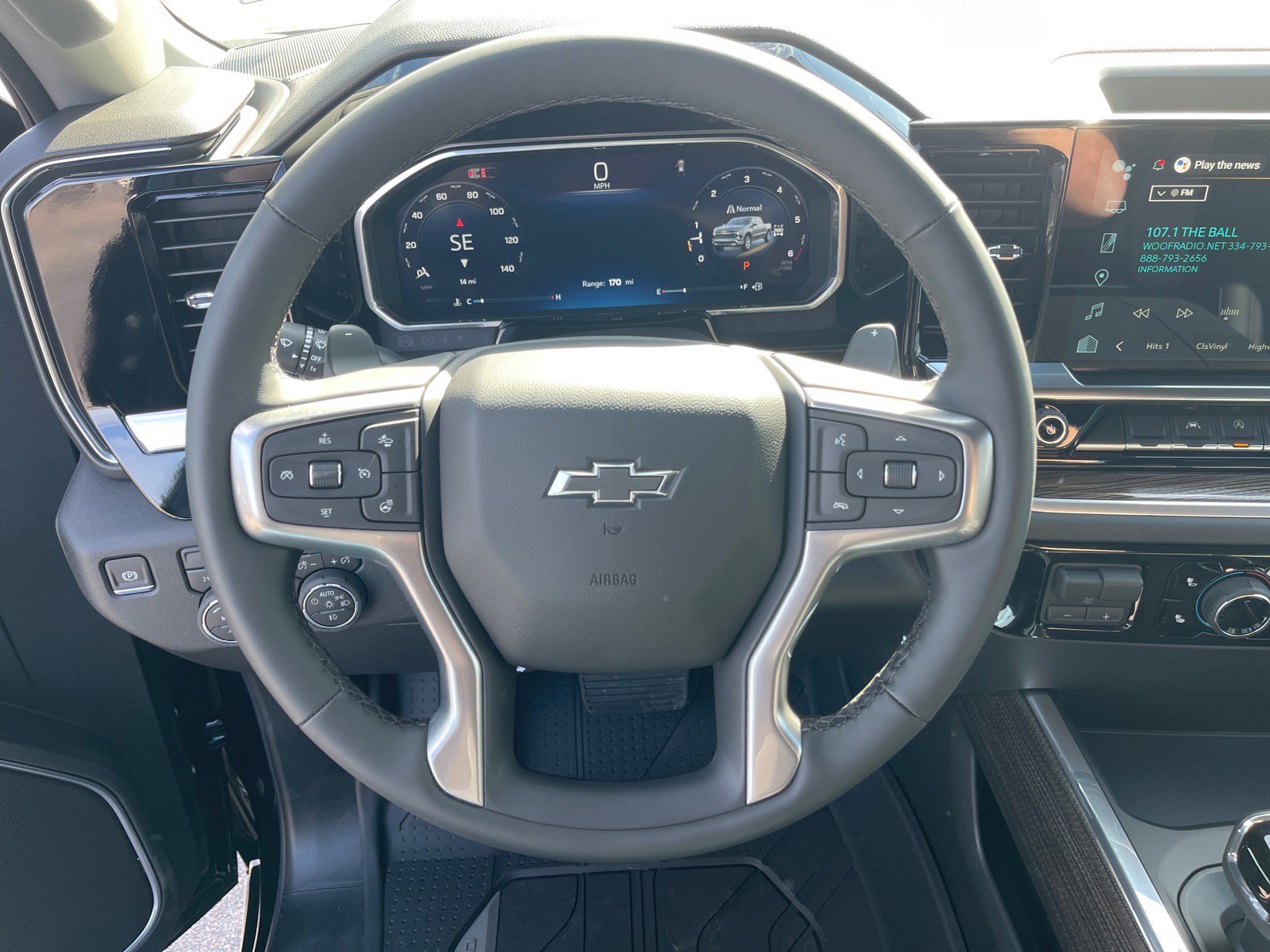 New 2026 Chevrolet Silverado 1500 RST w/ Dark Appearance Package image 7