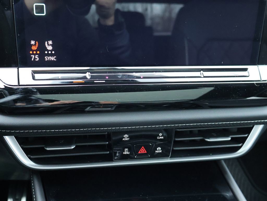 New 2026 Volkswagen Atlas Cross Sport SEL Premium R-Line image 30