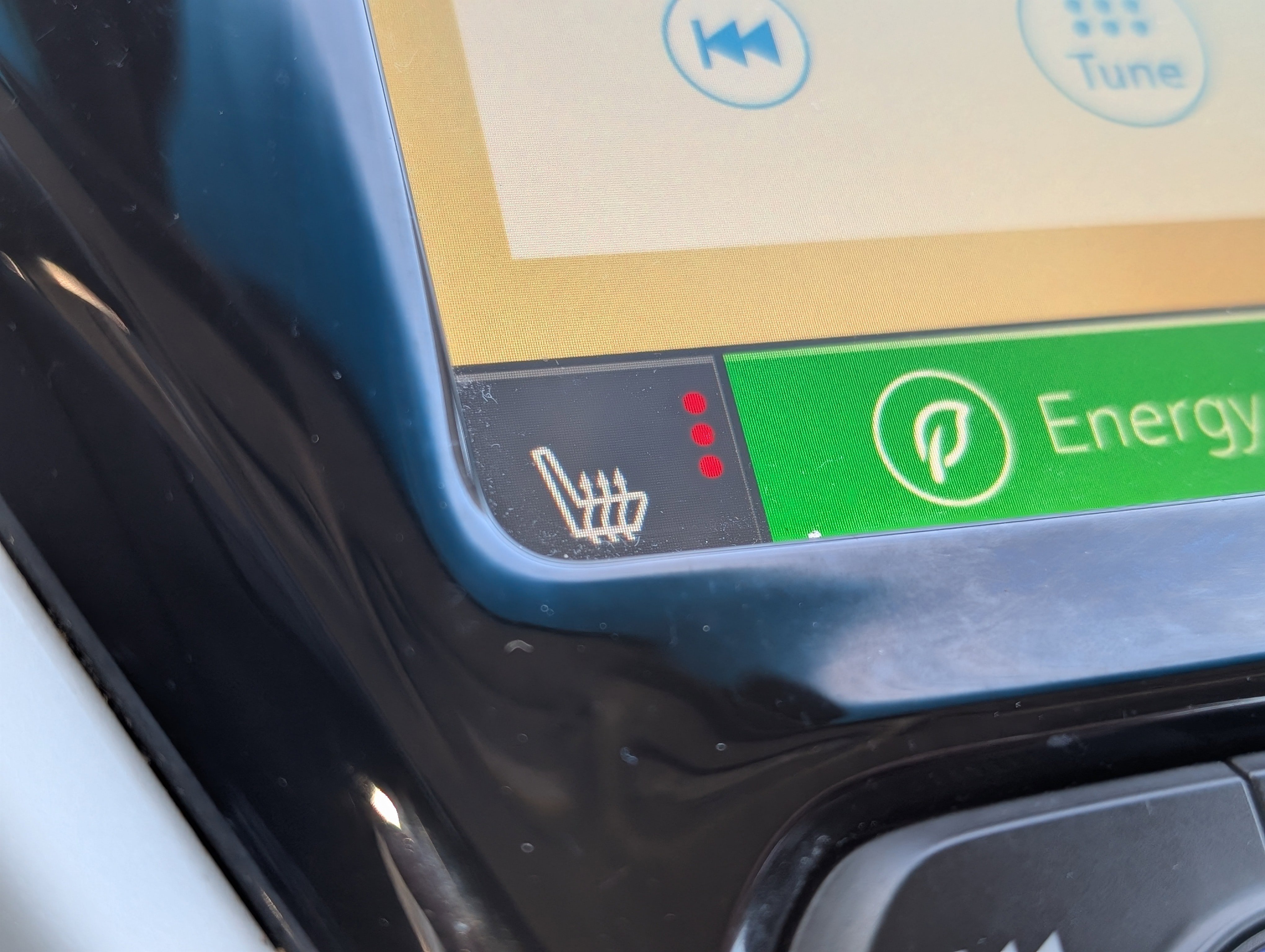 Used 2017 Chevrolet Bolt LT image 4