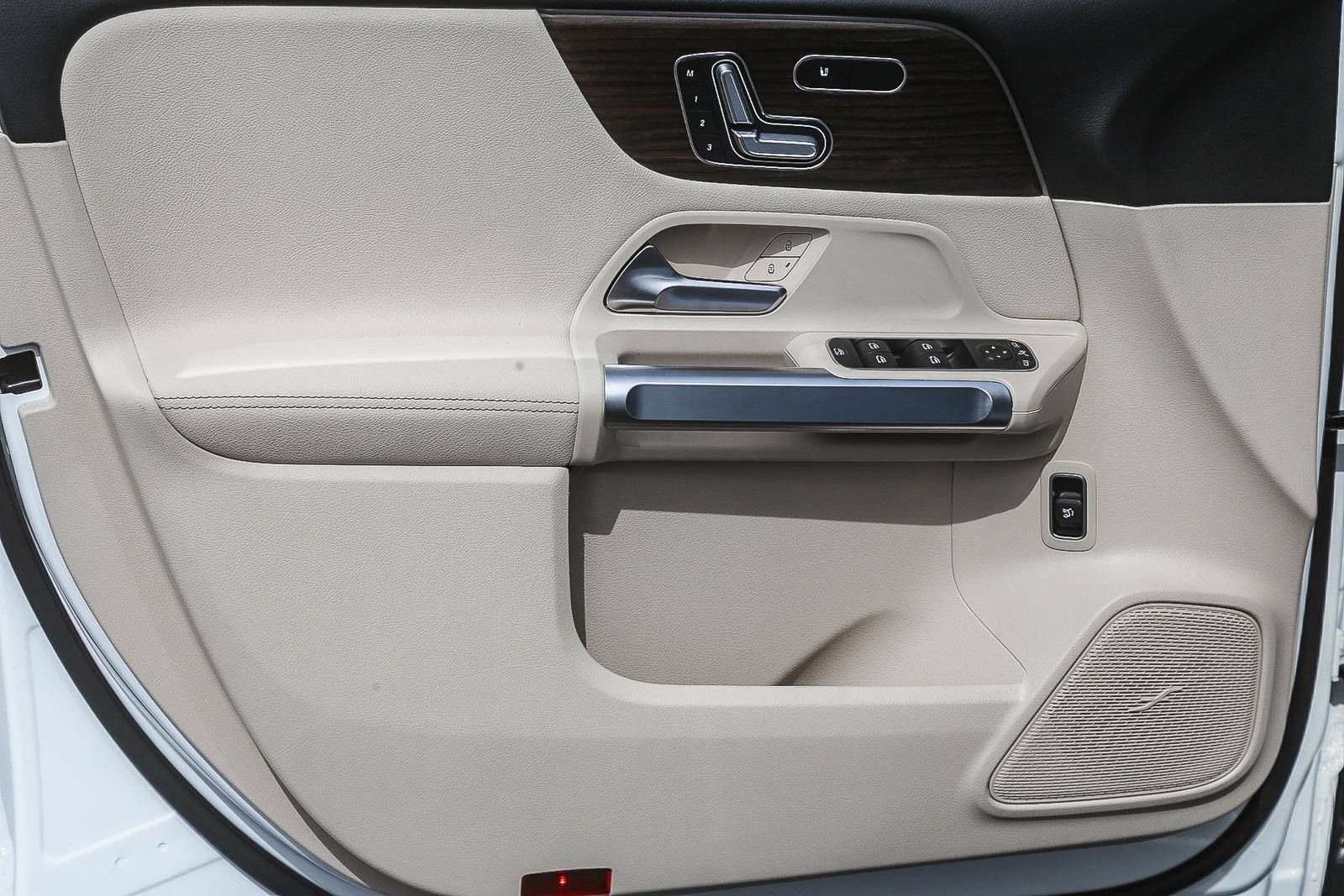 New 2026 Mercedes-Benz GLB 250 4MATIC image 20