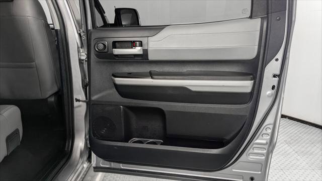 Used 2015 Toyota Tundra Limited w/ Limited Premium Package AWD/4WD image 21