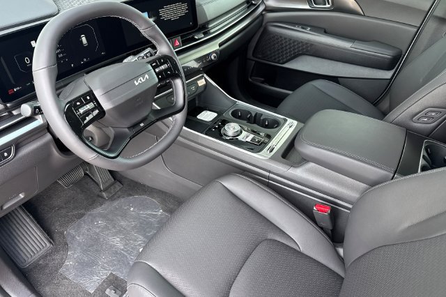 New 2027 Kia Carnival SX Prestige FWD image 11