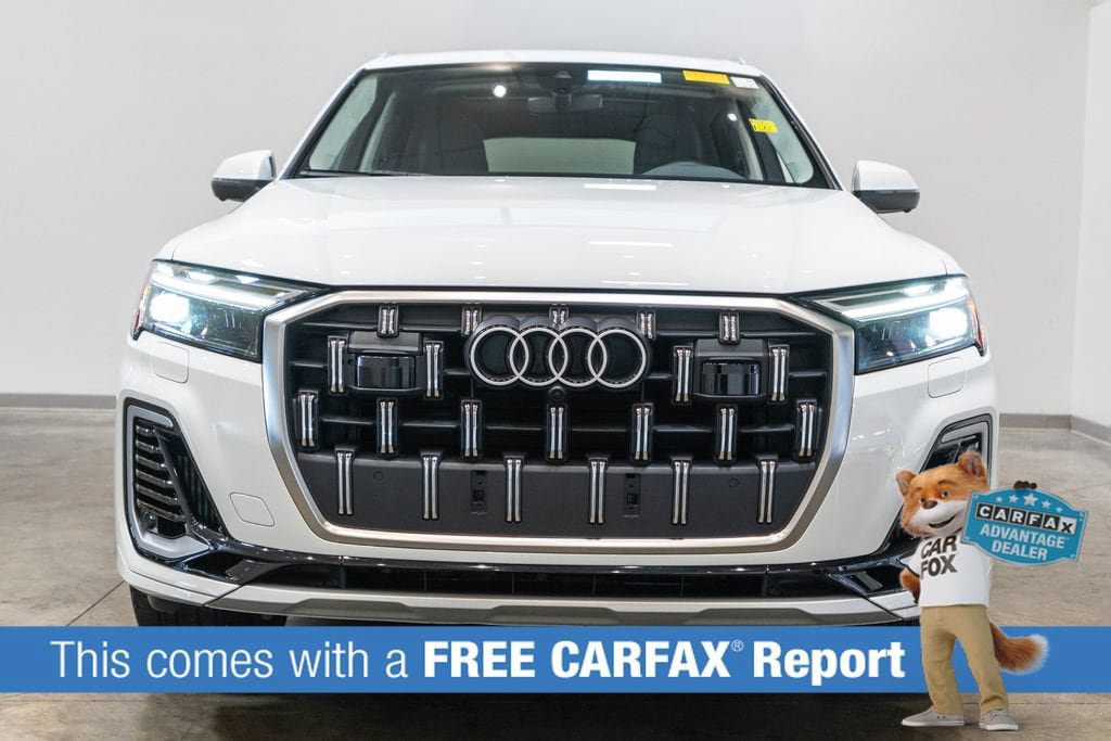 Used 2025 Audi Q7 3.0T Premium Plus AWD/4WD image 2