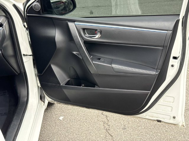 Used 2016 Toyota Corolla S Premium FWD image 8