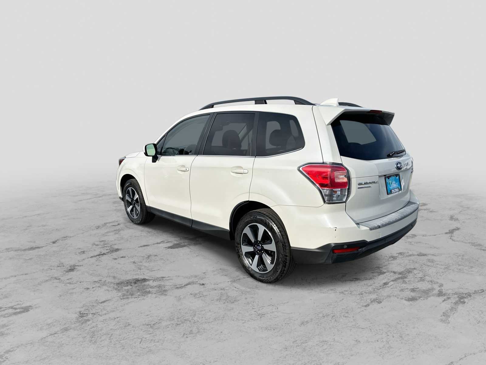 Used 2017 Subaru Forester 2.5i Limited AWD/4WD image 6